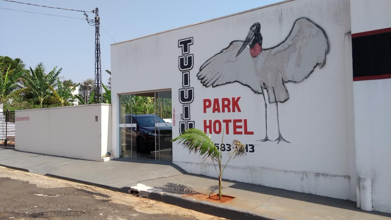 Tuiuiu Park Hotel Rinopolis Eksteriør billede